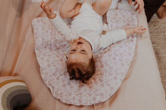 COFFRET : L'INDISPENSABLE 💫 (Tapis à langer + pochon)